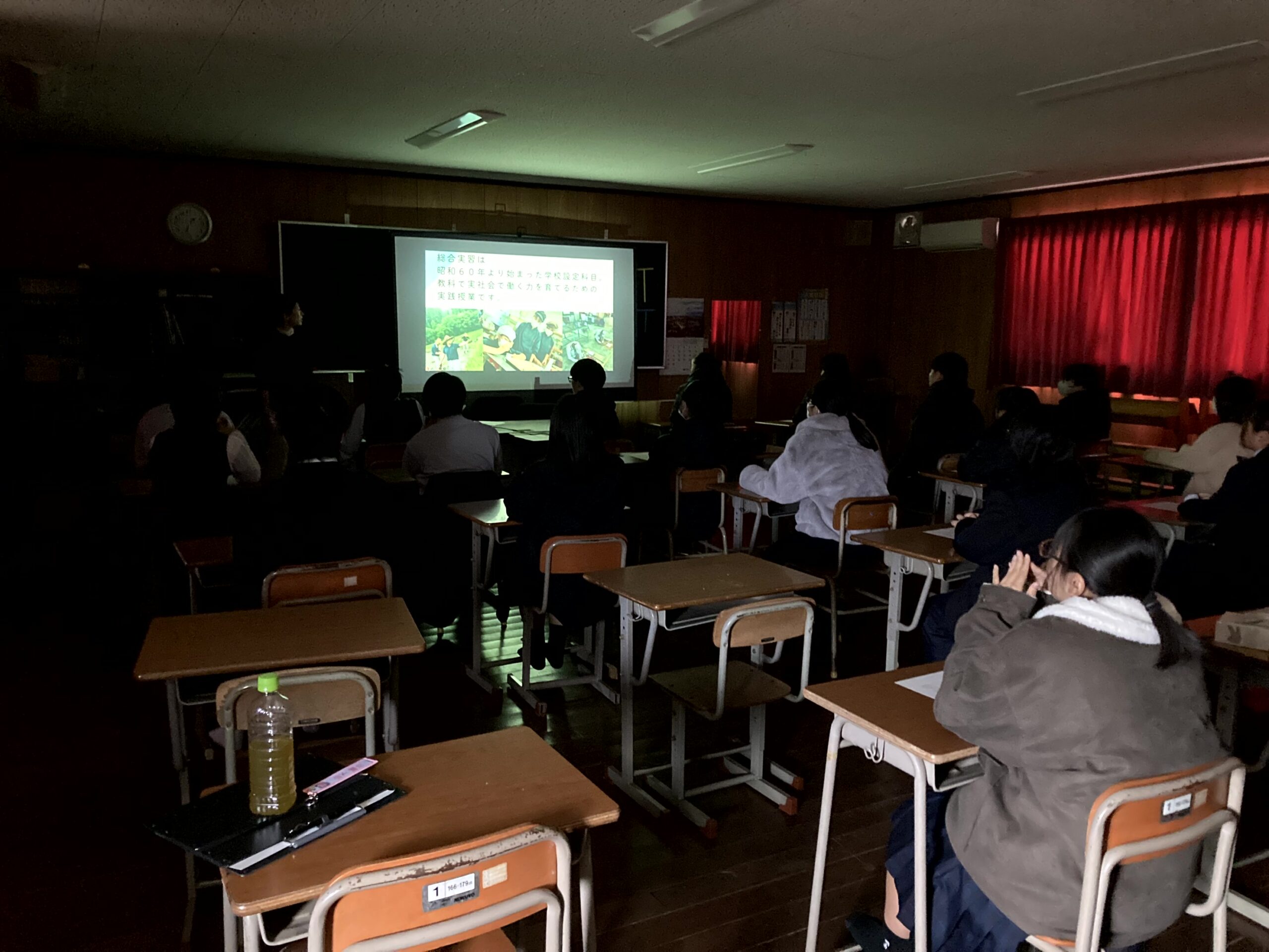 1年生に次年度クラスの説明会
